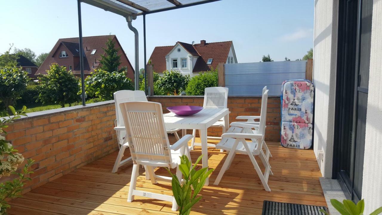 Ferienwohnung Seestern Fuer 6 Personen Mit Kamin & Terrasse Boltenhagen (Ostseebad) Exterior foto